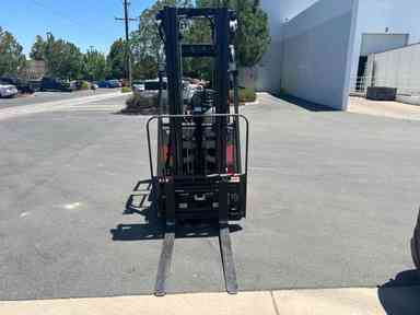 Used 2021 LINDE E18_346-20 Forklift – Electric Sit Down 3 Wheel, 3500 lb Capacity, 87” Mast, 2238 Hours – $27500.00 – Hawaii, Waipahu - Thumbnail 3