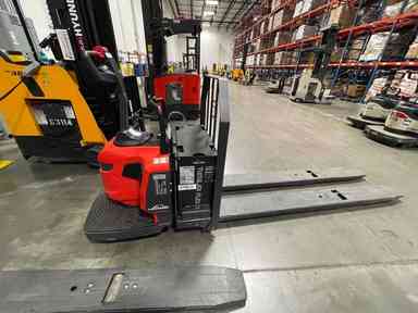 Used 2022 LINDE EWR30_1101-02-27X96-PS Forklift – Double Rider Jack, 6000 lb Capacity, 3” Mast, 760 Hours – $16419.00 – Anaheim - Thumbnail 3