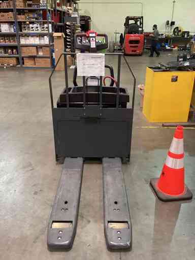 Used 2022 LINDE EWR30_1101-02-27X48-PS Forklift – Rider Jack, 6000 lb Capacity, 3” Mast, 661 Hours – $9500.00 – Anaheim - Thumbnail 4