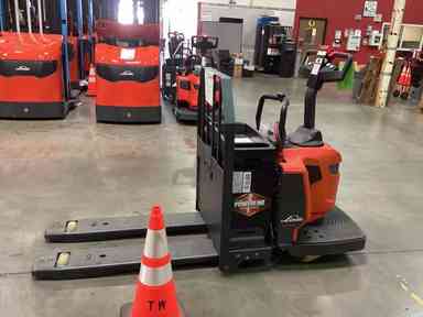 Used 2022 LINDE EWR30_1101-02-27X48-PS Forklift – Rider Jack, 6000 lb Capacity, 3” Mast, 661 Hours – $9500.00 – Anaheim - Thumbnail 2
