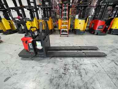 Used 2022 LINDE EWR30_1101-02-27X96-PS Forklift – Double Rider Jack, 6000 lb Capacity, 3” Mast, 527 Hours – $16190.00 – Anaheim - Thumbnail 3