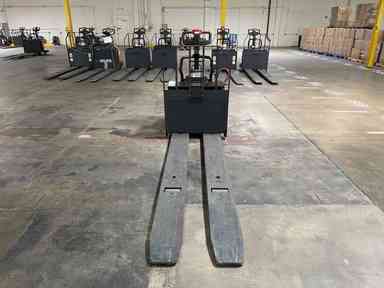 Used 2022 LINDE EWR30_1101-02-27X96-PS Forklift – Double Rider Jack, 6000 lb Capacity, 3” Mast, 384 Hours – $17522.00 – Anaheim - Thumbnail 3