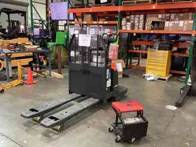 Used 2022 LINDE EWR30_1101-02-27X48-PS Forklift – Rider Jack, 6000 lb Capacity, 3” Mast, 362 Hours – $11500.00 – Anaheim - Thumbnail 4