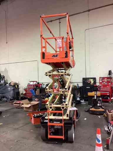Used 2022 JLG ES2632 Forklift – Scissor Lift, 800 lb Capacity, 88” Mast, 167 Hours – $28500.00 – Las Vegas - Thumbnail 4
