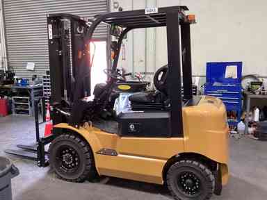 Demo 2023 BIG JOE LPE-50_80V Forklift – Lithium Electric Pneumatic, 5000 lb Capacity, 87” Mast, 193 Hours – $38985.00 – Anaheim - Thumbnail 3
