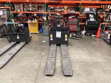 New 2022 LINDE EWR30_1101-02-27X96 Forklift – Double Rider Jack, 6000 lb Capacity, 3” Mast, .1 Hours – $15950.00 – Anaheim - Thumbnail 3