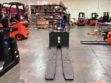 New 2022 LINDE EWR30_1101-02-27X96 Forklift – Double Rider Jack, 6000 lb Capacity, 3” Mast, 1.5 Hours – $17850.00 – Anaheim - Thumbnail 2