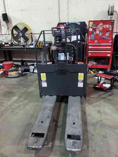 Used 2022 LINDE EWR30_1101-02-27X48-PS Forklift – Rider Jack, 6000 lb Capacity, 3” Mast, 87.7 Hours – $11200.00 – Anaheim - Thumbnail 2