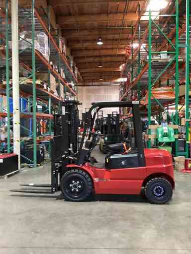 New 2024 BIG JOE LPE-60_80V Forklift – Lithium Electric Pneumatic, 6000 lb Capacity, 90” Mast, 1 Hours – $39500.00 – Anaheim - Thumbnail 1