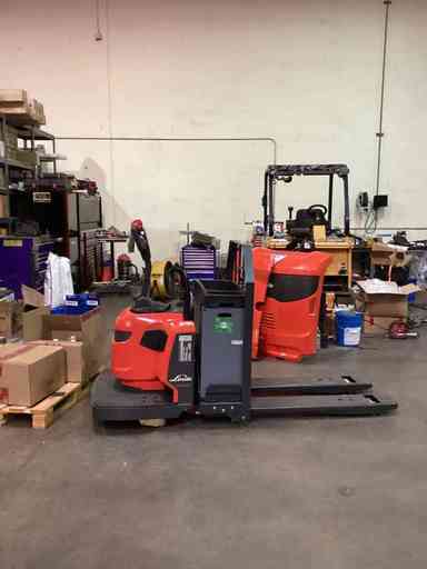 Used 2022 LINDE EWR30_1101-02-27X48-PS Forklift – Rider Jack, 6000 lb Capacity, 3” Mast, 948.6 Hours – $12500.00 – Anaheim - Thumbnail 1