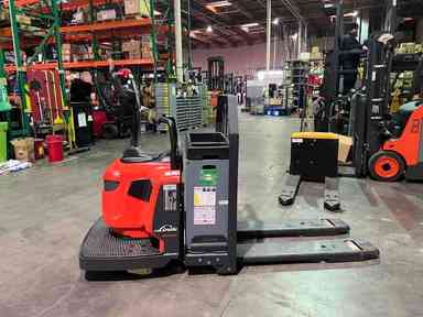 Used 2022 LINDE EWR30_1101-02-27X48-PS Forklift – Rider Jack, 6000 lb Capacity, 3” Mast, 588.8 Hours – $11900.00 – Anaheim - Thumbnail 3
