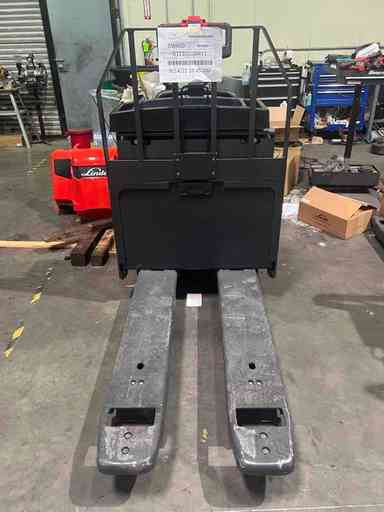 New 2022 LINDE EWR30_1101-02-27X48-PS Forklift – Rider Jack, 6000 lb Capacity, 3” Mast, 4 Hours – $15900.00 – Salt Lake City - Thumbnail 4
