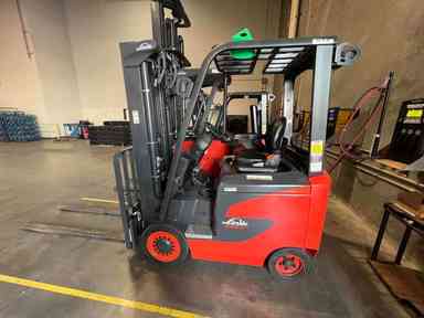 Used 2022 LINDE E25C_1347-FT Forklift – Electric Sit Down 4 Wheel, 5000 lb Capacity, 91” Mast, 790 Hours – $47400.00 – Anaheim - Thumbnail 3