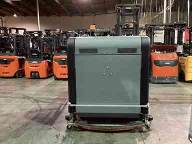 Used 2022 KARCHER B300R Forklift – Scrub-Utility, 500 lb Capacity, 70” Mast, 934.2 Hours – $58500.00 – Anaheim - Thumbnail 1