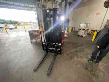 Used 2022 BIG JOE LXE-44 Forklift – Electric Sit Down 4 Wheel, 4400 lb Capacity, 83” Mast, 1048 Hours – $25250.00 – Las Vegas - Thumbnail 4