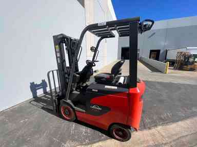 Used 2022 LINDE E25C_1347 Forklift – Electric Sit Down 4 Wheel, 5000 lb Capacity, 91” Mast, 1041.8 Hours – $37500.00 – Anaheim - Thumbnail 4