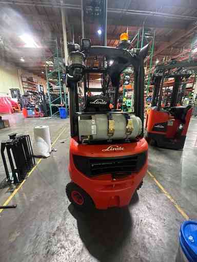 New 2022 LINDE H16T_391 Forklift – LPG Pneumatic, 3000 lb Capacity, 89.5” Mast, .1 Hours – $43250.00 – Anaheim - Thumbnail 4