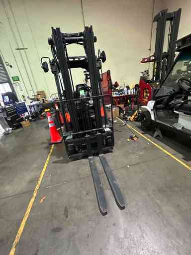 Used 2023 LINDE H20T_391 Forklift – LPG Pneumatic, 4000 lb Capacity, 89.5” Mast, 2118.8 Hours – $43500.00 – Anaheim - Thumbnail 4