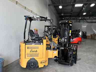 New 2023 BENDI B30AC Forklift – VNA, 3000 lb Capacity, 87” Mast, 26 Hours – $89250.00 – Salt Lake City - Thumbnail 3