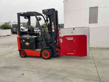 Used 2022 LINDE E25C_1347 Forklift – Electric Sit Down 4 Wheel, 5000 lb Capacity, 89” Mast, 708.3 Hours – $37500.00 – Anaheim - Thumbnail 1