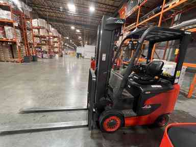 Used 2022 LINDE E25C_1347-FT Forklift – Electric Sit Down 4 Wheel, 5000 lb Capacity, 91” Mast, 790 Hours – $47400.00 – Anaheim - Thumbnail 5