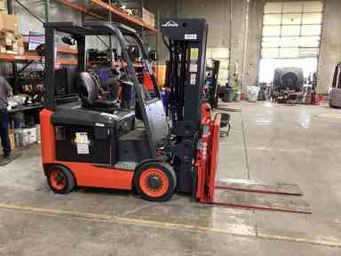 New 2022 LINDE E25C_1347 Forklift – Electric Sit Down 4 Wheel, 5000 lb Capacity, 89” Mast, 5 Hours – $54500.00 – Phoenix - Thumbnail 2