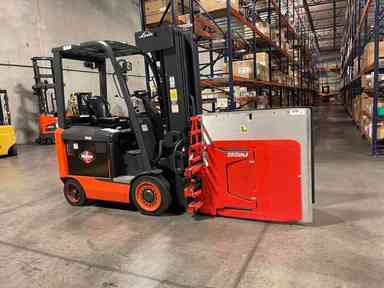 Used 2022 LINDE E25C_1347 Forklift – Electric Sit Down 4 Wheel, 5000 lb Capacity, 89” Mast, 708.3 Hours – $37500.00 – Anaheim - Thumbnail 3