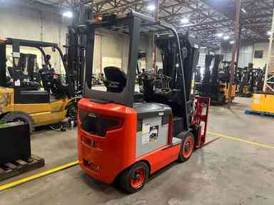 New 2022 LINDE E25C_1347 Forklift – Electric Sit Down 4 Wheel, 5000 lb Capacity, 89” Mast, 5 Hours – $54500.00 – Phoenix - Thumbnail 4