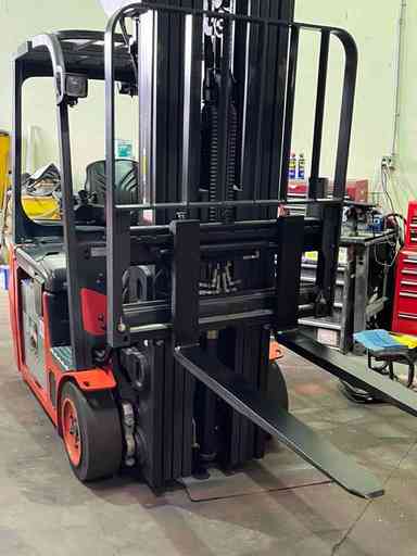 New 2022 LINDE E20_346-20 Forklift – Electric Sit Down 3 Wheel, 4000 lb Capacity, 89” Mast, 1 Hours – $49500.00 – Anaheim - Thumbnail 3