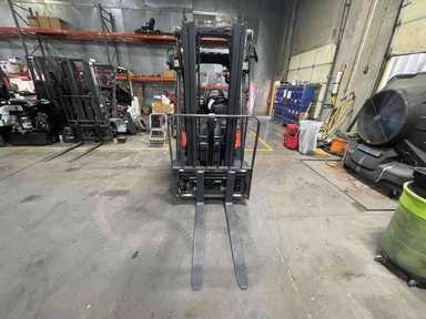 Demo 2023 LINDE H20T_391 Forklift – LPG Pneumatic, 4000 lb Capacity, 86” Mast, 35.5 Hours – $46950.00 – Phoenix - Thumbnail 3