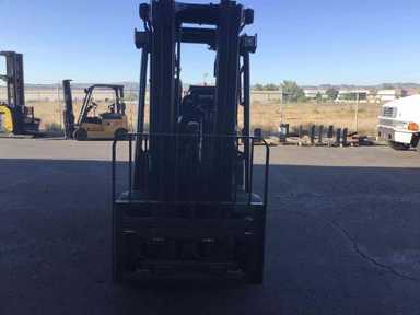 Used 2022 LINDE H30T_1202 Forklift – LPG Pneumatic, 6000 lb Capacity, 90” Mast, 3303 Hours – $29500.00 – Phoenix - Thumbnail 4
