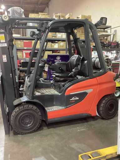 Used 2022 LINDE H25T_1202 Forklift – LPG Pneumatic, 5000 lb Capacity, 88” Mast, 2975 Hours – $29500.00 – Phoenix - Thumbnail 3