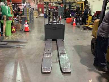 Used 2021 LINDE EWR30_1101-02-27X96-PS Forklift – Double Rider Jack, 6000 lb Capacity, 3” Mast, 380.5 Hours – $8500.00 – Anaheim - Thumbnail 3