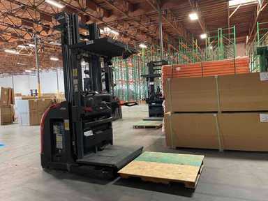 Used 2021 LINDE V15P_5215-WG Forklift – Electric Order Picker, 3000 lb Capacity, 119” Mast, 2324 Hours – $39850.00 – Anaheim - Thumbnail 3