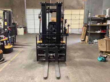 Used 2023 BIG JOE LPE-60_80V Forklift – Lithium Electric Pneumatic, 6000 lb Capacity, 91” Mast, 805 Hours – $28500.00 – Phoenix - Thumbnail 2