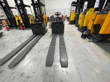Used 2022 LINDE EWR30_1101-02-27X96-PS Forklift – Double Rider Jack, 6000 lb Capacity, 3” Mast, 725.2 Hours – $10950.00 – Anaheim - Thumbnail 3