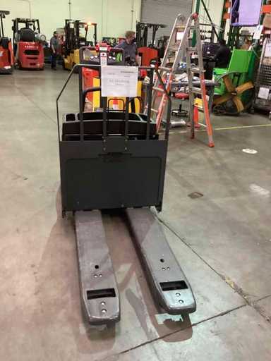 Demo 2022 LINDE EWR30_1101-02-27X48-PS Forklift – Rider Jack, 6000 lb Capacity, 3” Mast, 216 Hours – $9500.00 – Phoenix - Thumbnail 3