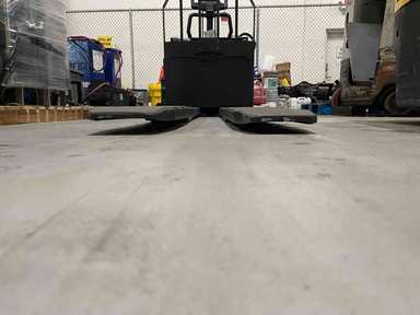 New 2022 LINDE EWR30_1101-02-27X96 Forklift – Double Rider Jack, 6000 lb Capacity, 3” Mast, .1 Hours – $12950.00 – Anaheim - Thumbnail 4