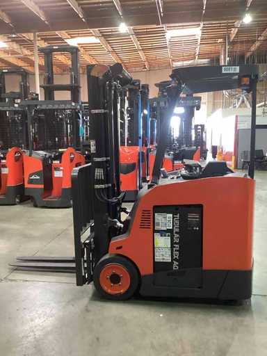Used 2022 LINDE E18S_1346-20 Forklift – Electric Stand Up Counterbalance, 3500 lb Capacity, 91.5” Mast, 1555 Hours – $28500.00 – Hawaii, Waipahu - Thumbnail 1