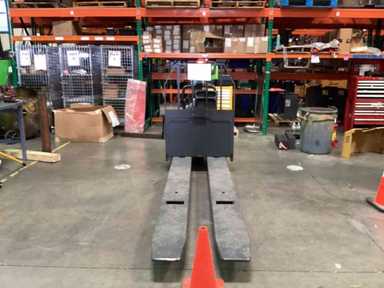 New 2022 LINDE EWR30_1101-02-27X96 Forklift – Double Rider Jack, 6000 lb Capacity, 3” Mast, 2 Hours – $12950.00 – Anaheim - Thumbnail 4