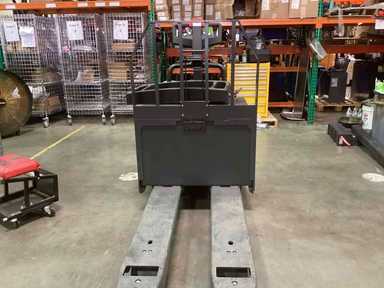 Used 2022 LINDE EWR30_1101-02-27X48-PS Forklift – Rider Jack, 6000 lb Capacity, 3” Mast, 56 Hours – $9500.00 – Phoenix - Thumbnail 2