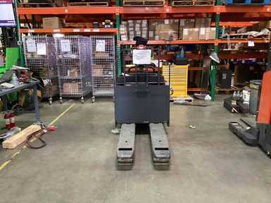 Used 2022 LINDE EWR30_1101-02-27X48 Forklift – Rider Jack, 6000 lb Capacity, 3” Mast, 81.2 Hours – $9500.00 – Anaheim - Thumbnail 1