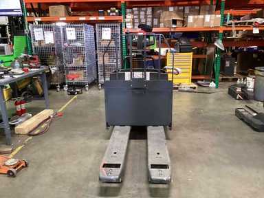 Demo 2022 LINDE EWR30_1101-02-27X48-PS Forklift – Rider Jack, 6000 lb Capacity, 3” Mast, 90 Hours – $9500.00 – Phoenix - Thumbnail 4