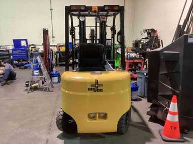 Demo 2023 BIG JOE LPE-50_80V Forklift – Lithium Electric Pneumatic, 5000 lb Capacity, 90” Mast, 51 Hours – $34500.00 – Phoenix - Thumbnail 4