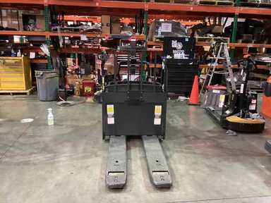 Used 2022 LINDE EWR30_1101-02-27X48 Forklift – Rider Jack, 6000 lb Capacity, 3” Mast, 123 Hours – $9500.00 – Anaheim - Thumbnail 4