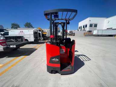 Used 2022 LINDE E18S_1346-20 Forklift – Electric Stand Up Counterbalance, 3500 lb Capacity, 88” Mast, 1056 Hours – $36500.00 – Hawaii, Waipahu - Thumbnail 3
