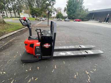 Used 2021 LINDE EWR30_1101-02-27X96 Forklift – Double Rider Jack, 6000 lb Capacity, 3” Mast, 511.1 Hours – $7500.00 – Anaheim - Thumbnail 1