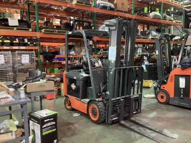 Used 2022 LINDE E25C_1347 Forklift – Electric Sit Down 4 Wheel, 5000 lb Capacity, 91” Mast, 548 Hours – $45600.00 – Hawaii, Waipahu - Thumbnail 4