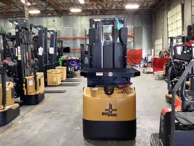 Used 2022 BIG JOE J1-192-MP Forklift – Task Support Vehicle, 1000 lb Capacity, 83” Mast, 2199 Hours – $23850.00 – Las Vegas - Thumbnail 4