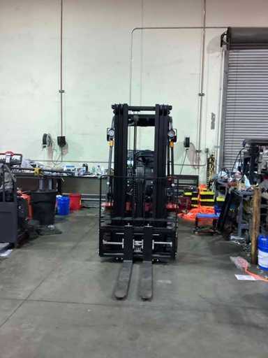 Used 2023 BIG JOE LPE-50_80V Forklift – Lithium Electric Pneumatic, 5000 lb Capacity, 87.5” Mast, 54 Hours – $29500.00 – Anaheim - Thumbnail 5